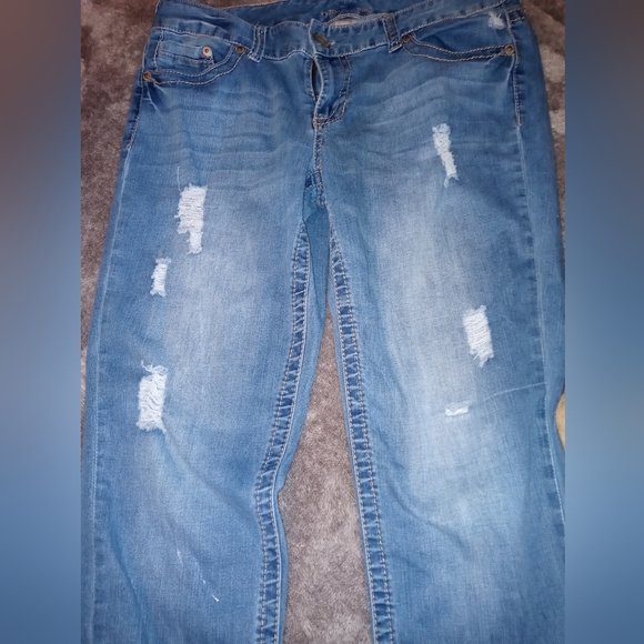 Maurices jeans - Picture 1 of 5
